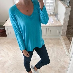 Velvet, size P, turquoise/blue long-sleeved top